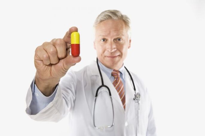 gydytojas siūlo vaistus nuo prostatito